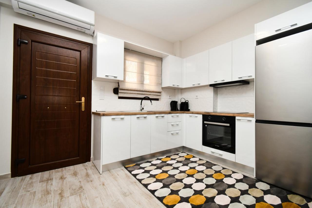 Comfy And Stylish Apt2 Giannina Esterno foto