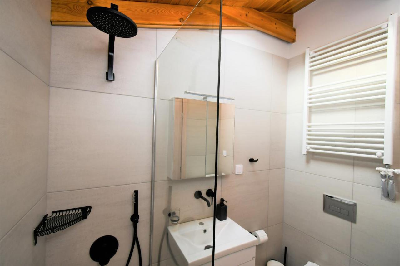 Comfy And Stylish Apt2 Giannina Esterno foto